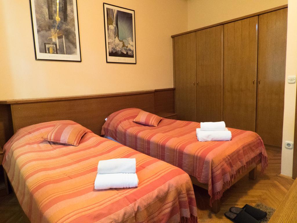 Studio Apartments "Chess Club Bosna" سراييفو المظهر الخارجي الصورة